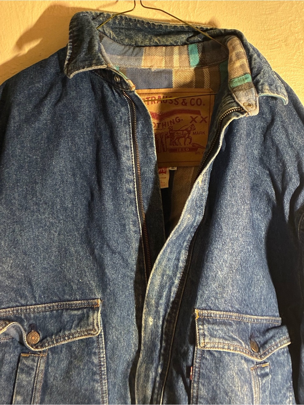 Men’s,Levi's Blue Denim flannel lined distressed Bomber Jacket XL 90s grunge - Picture 2 of 14